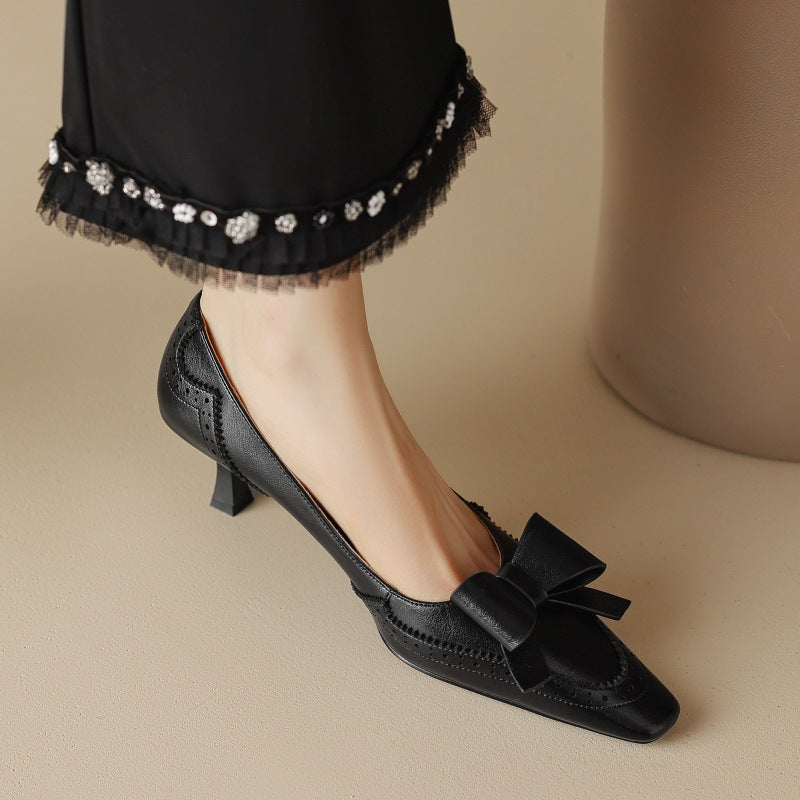 Sacha Havre | Escarpins à Ruban et Perforations Claire