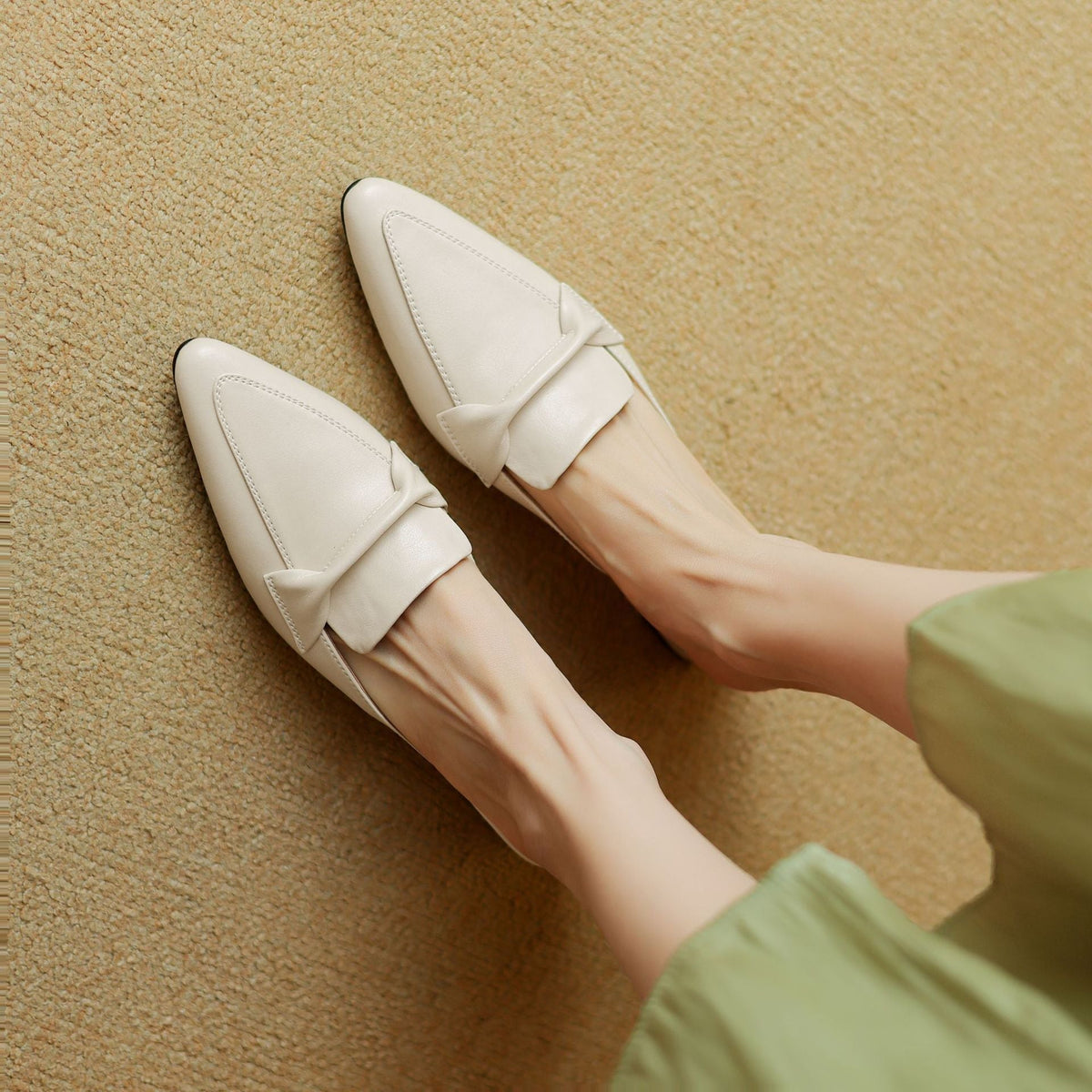 Sacha Havre | Mules Pointues en Cuir Béatrice
