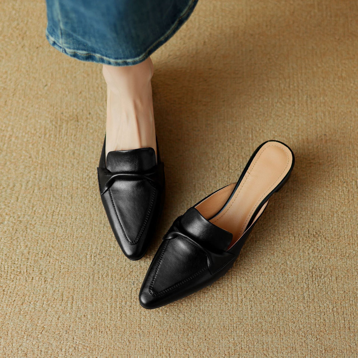Sacha Havre | Mules Pointues en Cuir Béatrice
