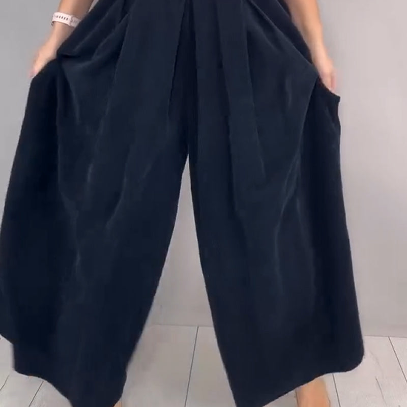Confort chic : ensemble composé d'un haut en maille et d'un pantalon large et ample